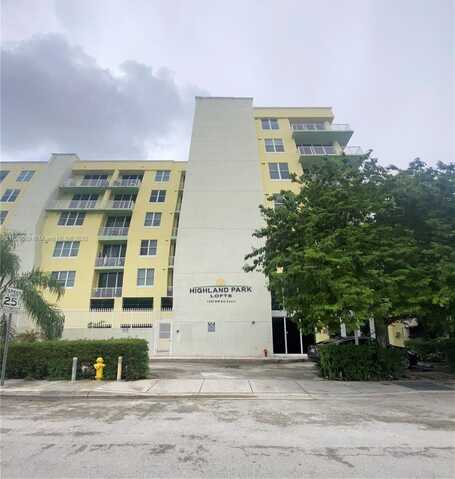 1350 NW 8th Ct, Miami, FL 33136