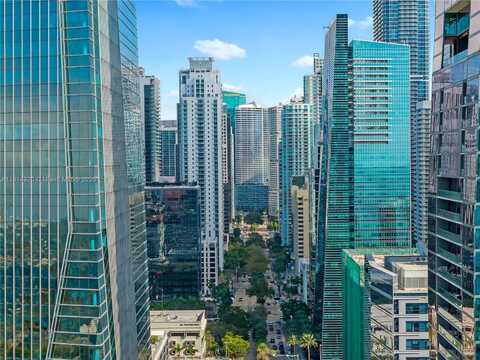 1060 BRICKELL AV, Miami, FL 33131