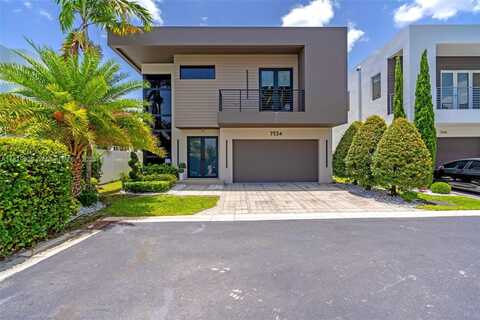 7534 NW 98th Ave, Doral, FL 33178
