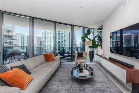 1000 Brickell Plz, Miami, FL 33131