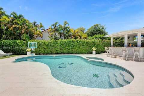 2080 NE 214th St, Miami, FL 33179