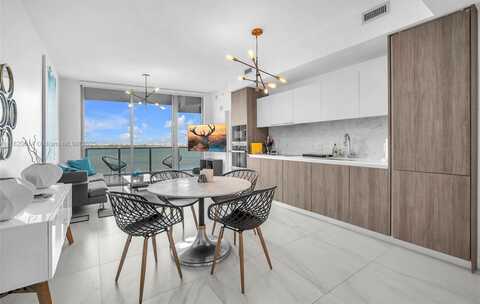 2900 NE 7th Ave, Miami, FL 33137