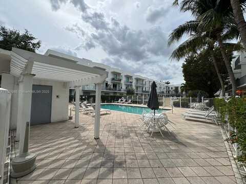 2100 Van Buren St, Hollywood, FL 33020