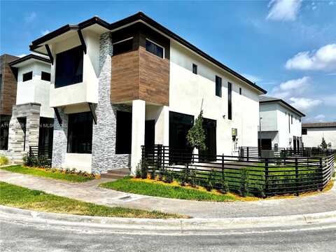 8003 NW 42nd St, Doral, FL 33166