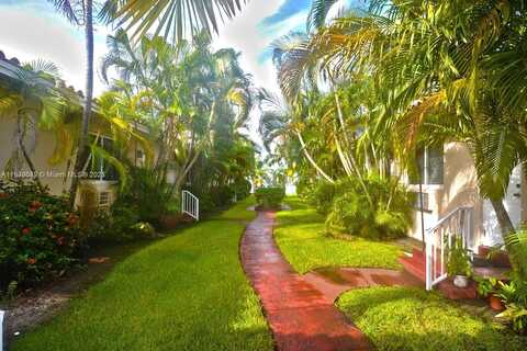 2160 Bay Dr, Miami Beach, FL 33141