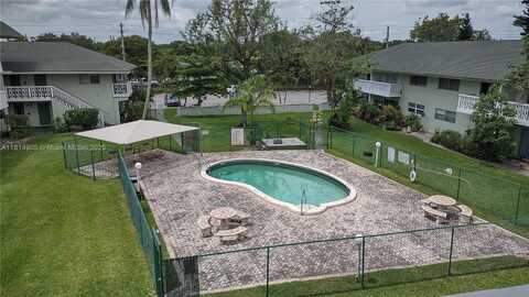 4200 NW 3rd Ct, Plantation, FL 33317