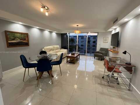 1700 NW N River Dr, Miami, FL 33125