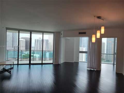 350 S Miami Ave, Miami, FL 33130