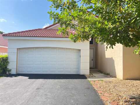 435 Somerset Way, Weston, FL 33326