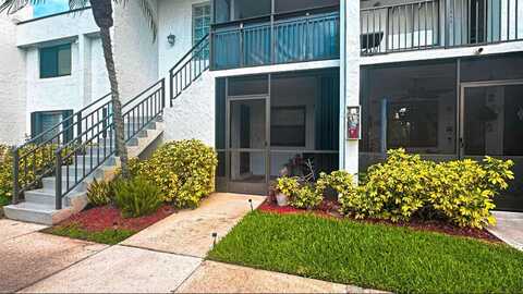 296 Racquet Club Rd, Weston, FL 33326