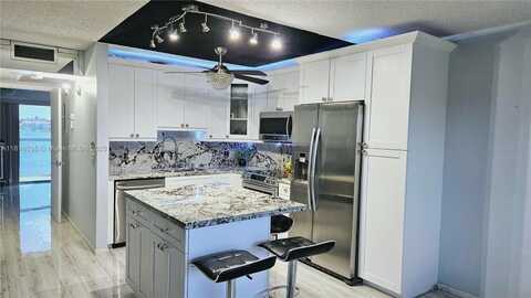 1401 SW 134th Way, Pembroke Pines, FL 33027
