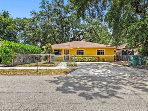 2760 NW 168th Ter, Miami Gardens, FL 33056