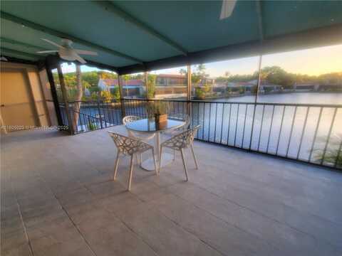 8350 Dundee Ter, Miami Lakes, FL 33016