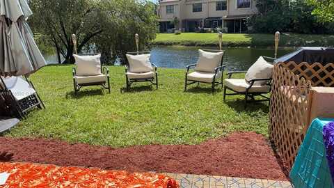 3926 Estepona Ave, Doral, FL 33178