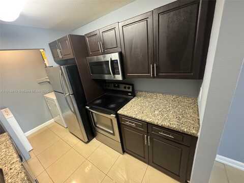 8787 NW 39th St, Sunrise, FL 33351