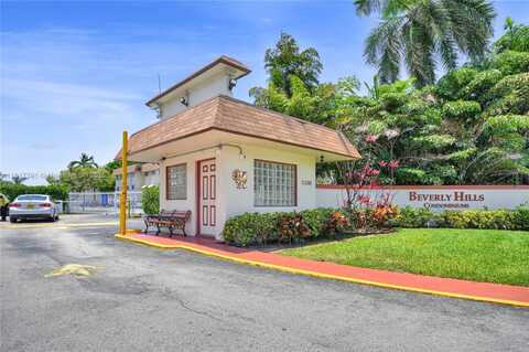 5300 Washington St, Hollywood, FL 33021