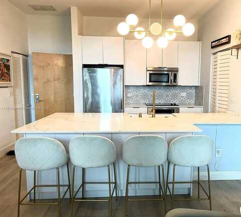 244 Biscayne Blvd, Miami, FL 33132