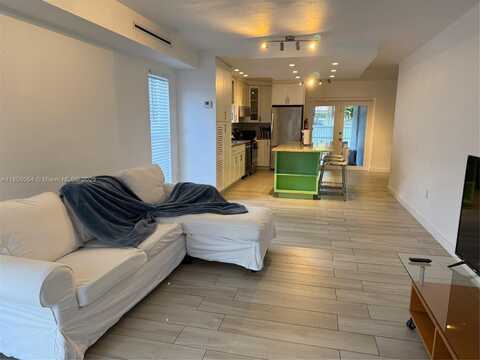 2341 SW 17th Ave, Miami, FL 33145