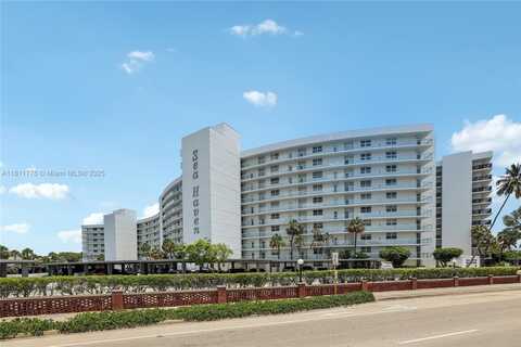2731 NE 14th St Cswy, Pompano Beach, FL 33062