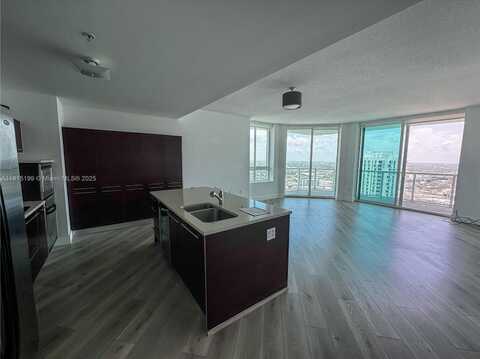 1900 N Bayshore Dr, Miami, FL 33132