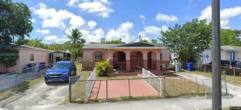 2910 NW 7th St, Pompano Beach, FL 33069