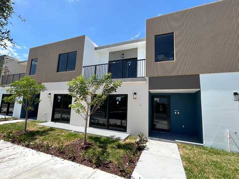 14569 SW 262nd St, Homestead, FL 33032