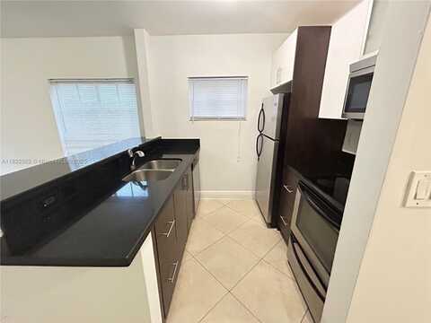 1034 Lenox Ave, Miami Beach, FL 33139