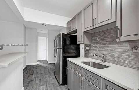 533 Meridian Ave, Miami Beach, FL 33139