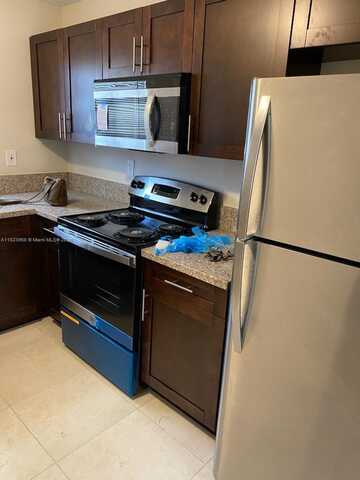 2416 NW 79th Ter, Miami, FL 33147