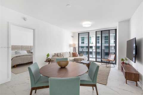 488 NE 18th St, Miami, FL 33132