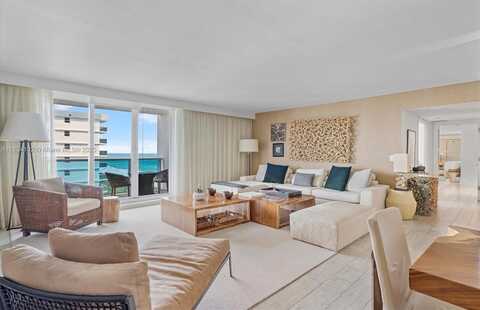 102 24th St, Miami Beach, FL 33139