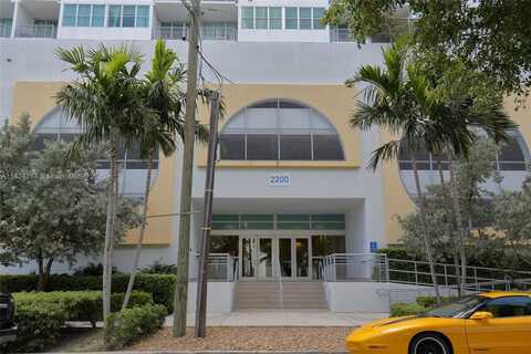 2200 NE 4th Ave, Miami, FL 33137