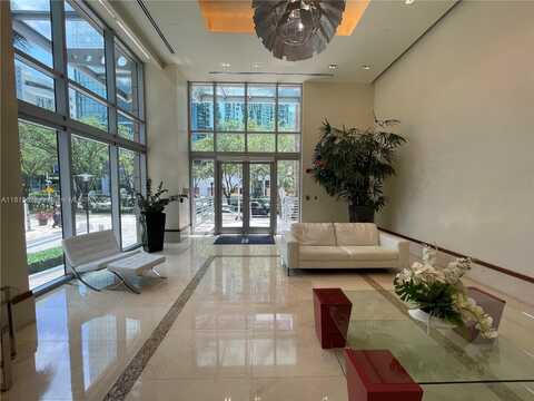 1060 Brickell Ave, Miami, FL 33131