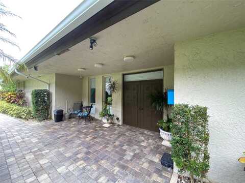 6200 NW 44th St, Lauderhill, FL 33319