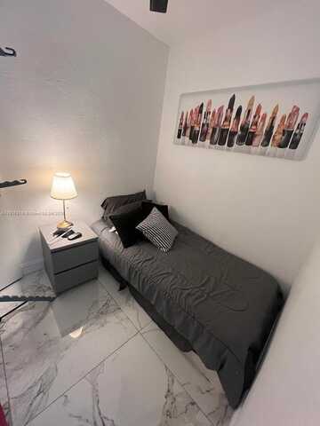 7320 Carlyle Ave, Miami Beach, FL 33141