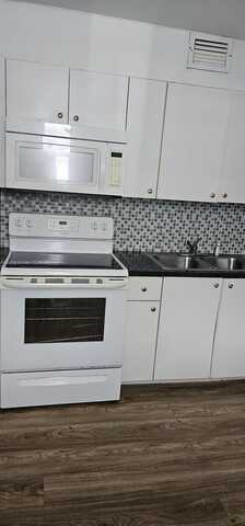 3660 NE 166th St, North Miami Beach, FL 33160
