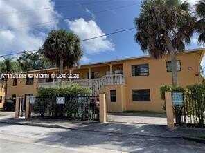 6170 SW 62nd Ter, South Miami, FL 33143