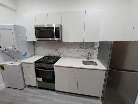 734 SW 4th St, Miami, FL 33130