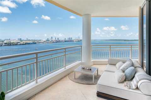 undefined, Miami, FL 33131