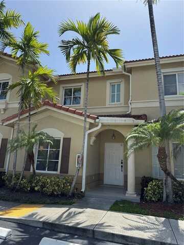 8246 NW 108th Ave, Doral, FL 33178