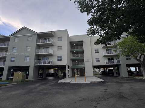 8260 SW 210th St, Cutler Bay, FL 33189