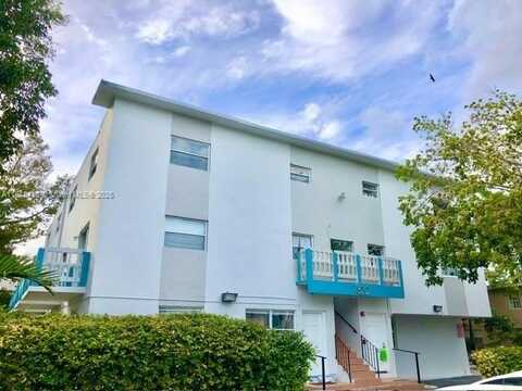 7820 NE Bayshore Ct, Miami, FL 33138
