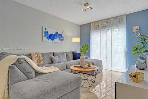 1490 W 42nd Pl, Hialeah, FL 33012