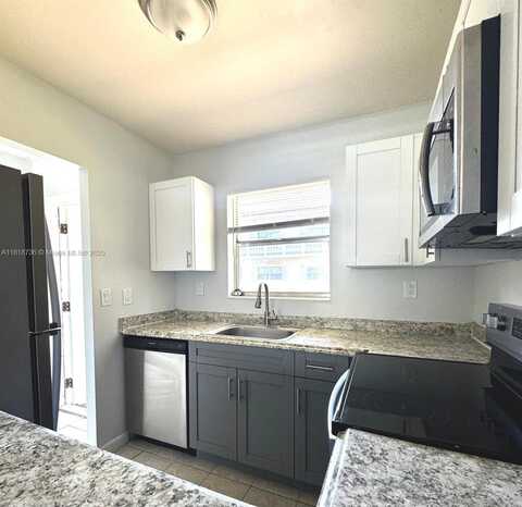 430 SE 2nd Ave, Deerfield Beach, FL 33441