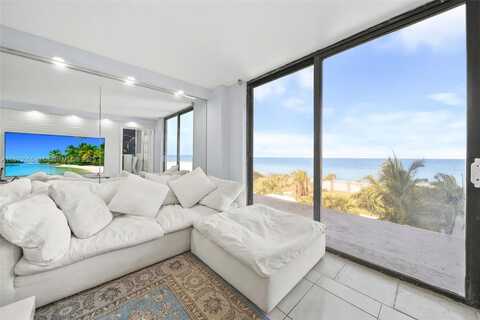 6061 Collins Ave, Miami Beach, FL 33140
