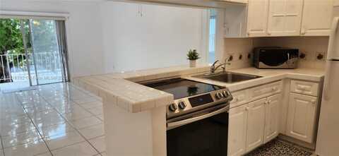 6200 W Flagler St, Miami, FL 33144