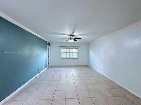 2424 SE 17th St, Fort Lauderdale, FL 33316