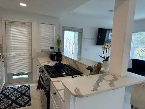 1234 Euclid Ave, Miami Beach, FL 33139