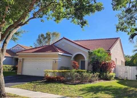 747 Sand Creek Cir, Weston, FL 33327