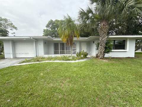 401 NE Cornwall Ave, Port Saint Lucie, FL 34983